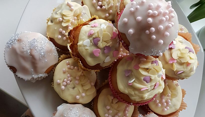 Tierleidfrei genießen: Apfel-Vanille-Muffins Tierleidfrei genießen: Apfel-Vanille-Muffins