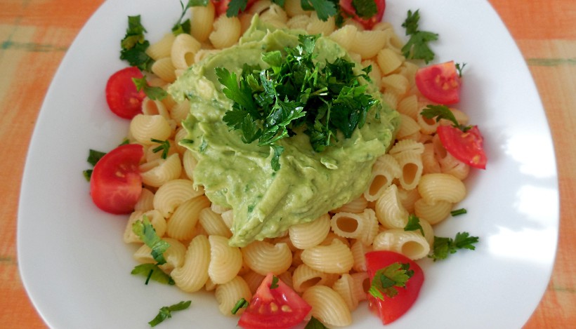 Tierleidfrei genießen: Avocado-Creme Tierleidfrei genießen: Avocado-Creme