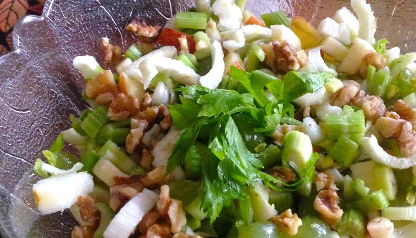 Tierleidfrei genießen: Fenchel-Sellerie-Salat Tierleidfrei genießen: Fenchel-Sellerie-Salat