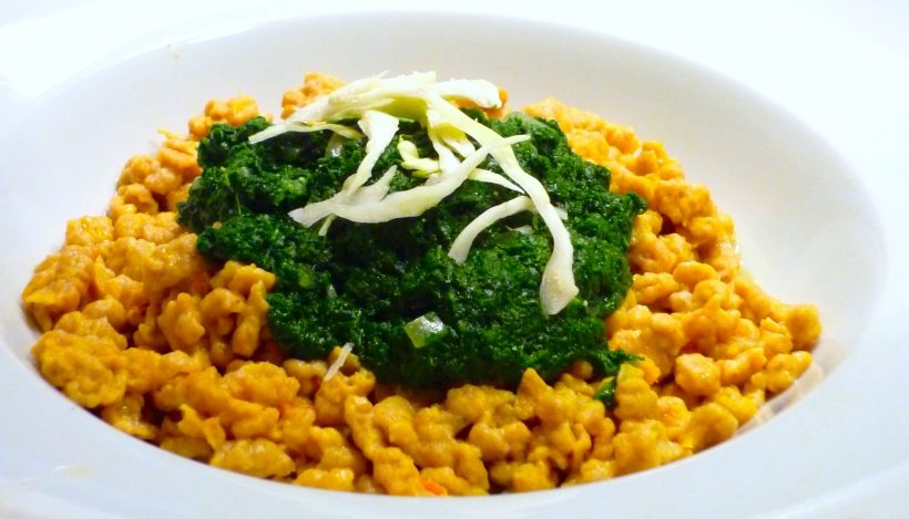 Tierleidfrei genießen: Kürbisspätzle mit Spinat Tierleidfrei genießen: Kürbisspätzle mit Spinat