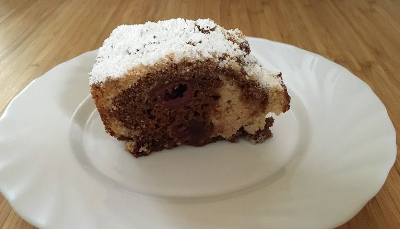 Tierleidfrei genießen: Marmorkuchen mit Kirschen Tierleidfrei genießen: Marmorkuchen mit Kirschen