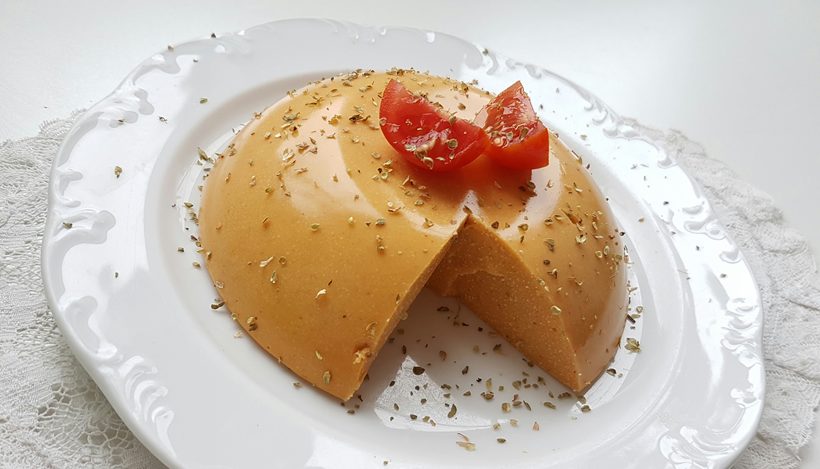 Tierleidfrei genießen: Veganer Käse aus Süßkartoffeln und Cashews Tierleidfrei genießen: Veganer Käse aus Süßkartoffeln und Cashews